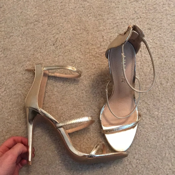 Heels - Picture 2 of 2